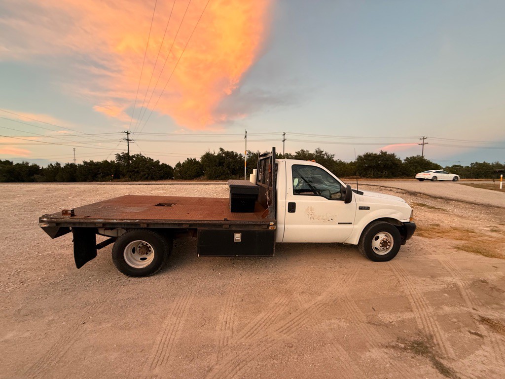 2002 Ford F-350 Image 4