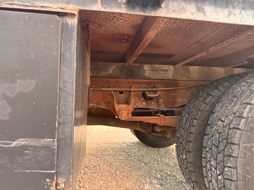 2002 Ford F-350 Image 12