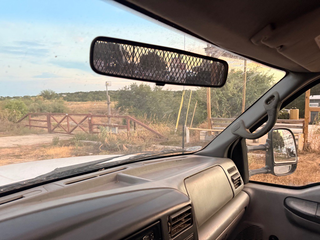 2002 Ford F-350 Image 30