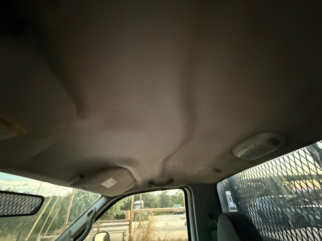2002 Ford F-350 Image 31