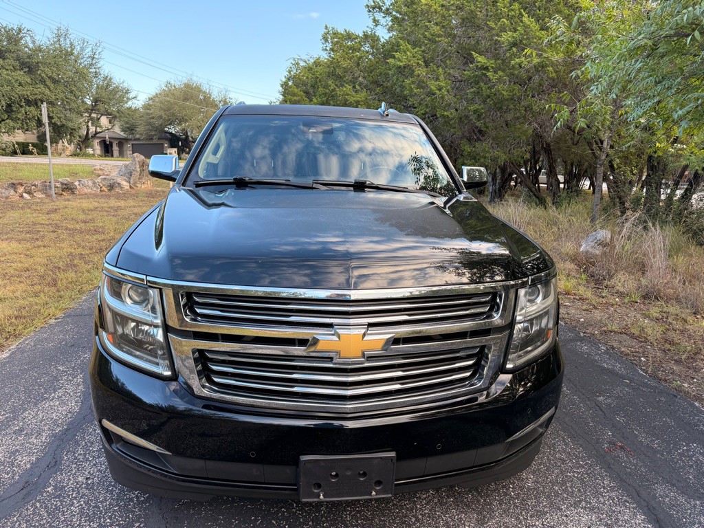 2015 Chevrolet Tahoe Image 2