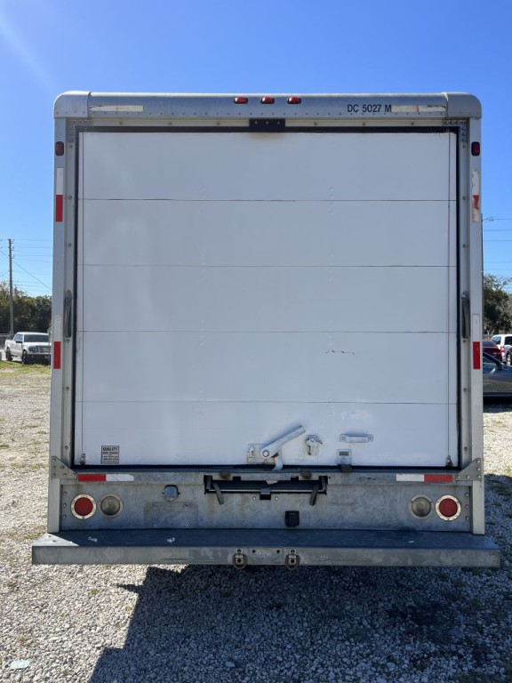 2006 Ford Econoline Image 5