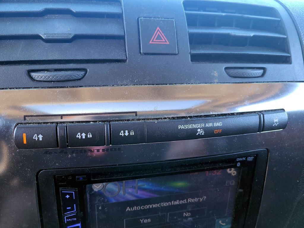 2006 HUMMER H3 Image 16