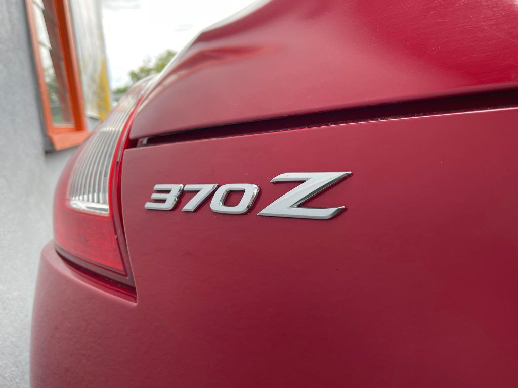 2012 Nissan 370Z Image 6