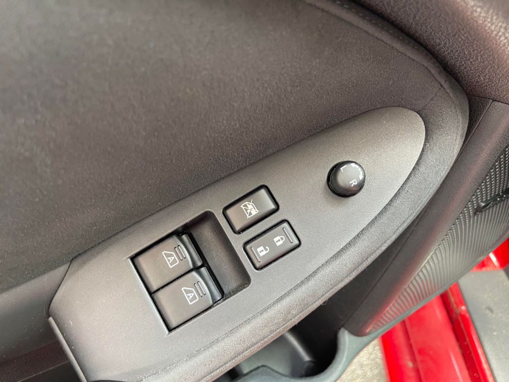 2012 Nissan 370Z Image 19