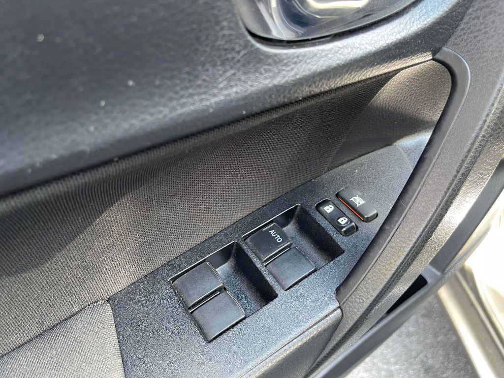 2019 Toyota Corolla Image 7