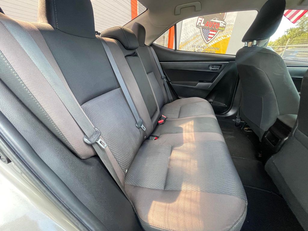 2019 Toyota Corolla Image 19