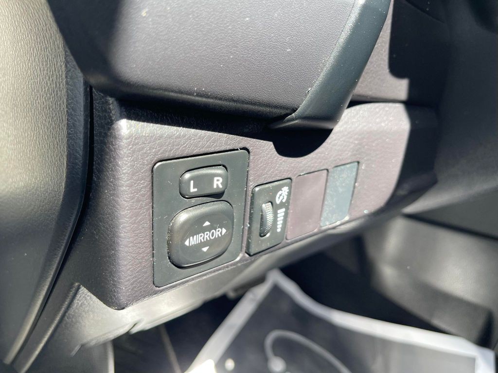 2019 Toyota Corolla Image 33