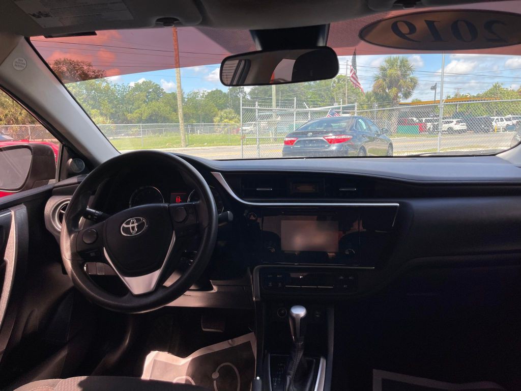 2019 Toyota Corolla Image 43