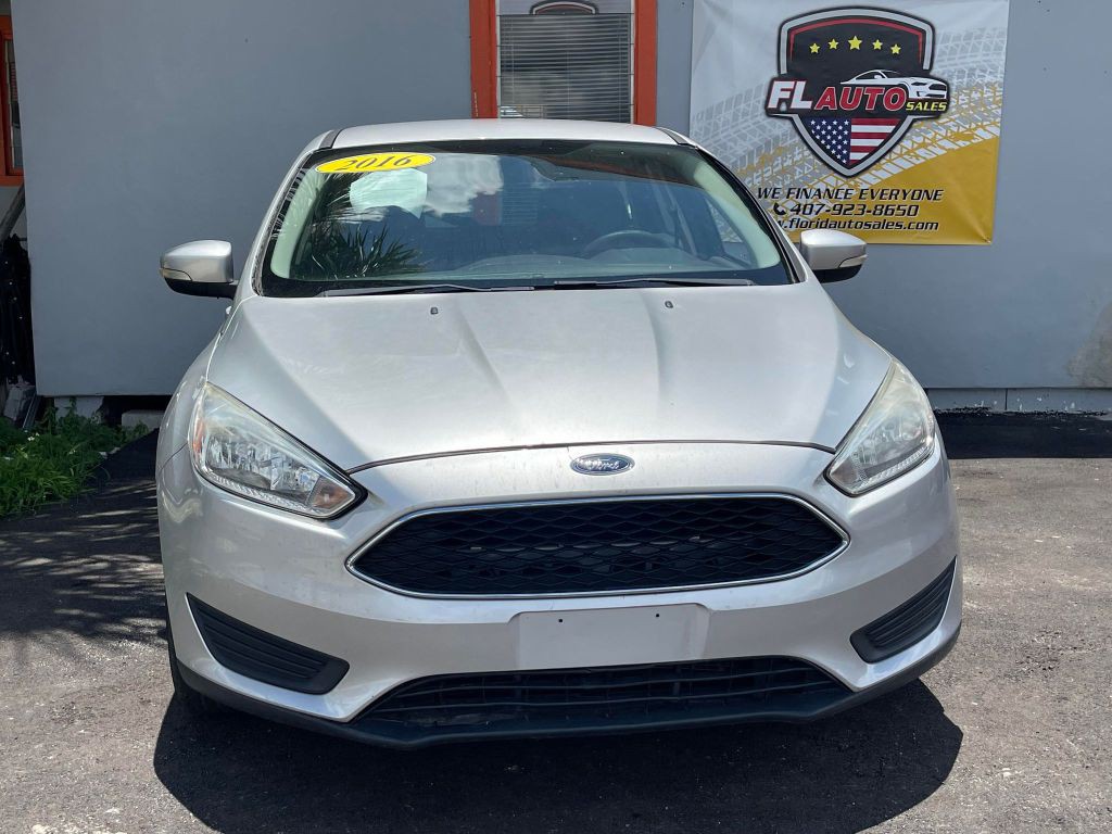 2016 Ford Focus Image 3