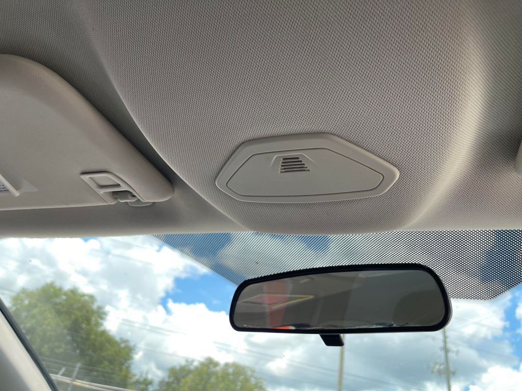 2016 Ford Focus Image 19