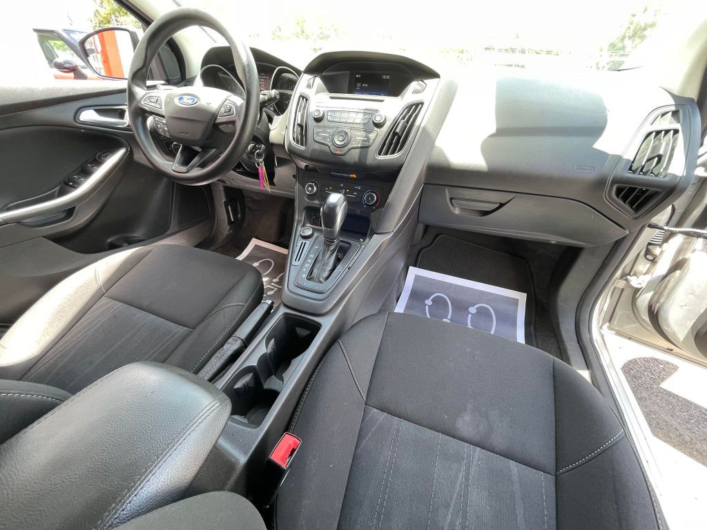 2016 Ford Focus Image 20