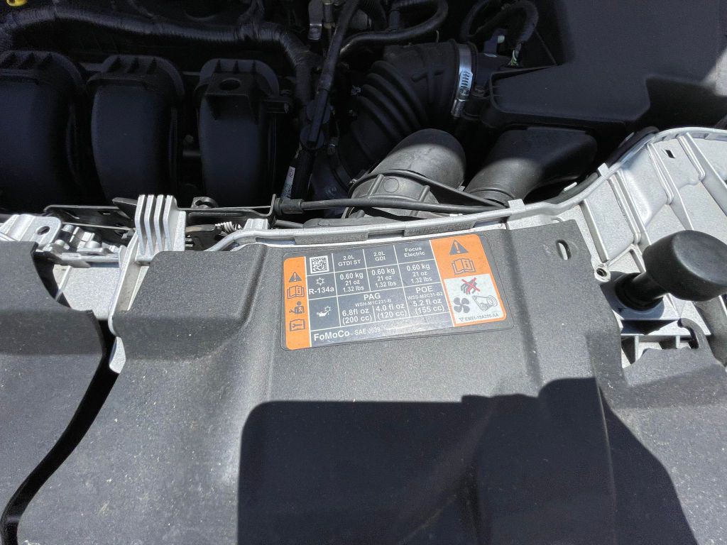 2016 Ford Focus Image 24