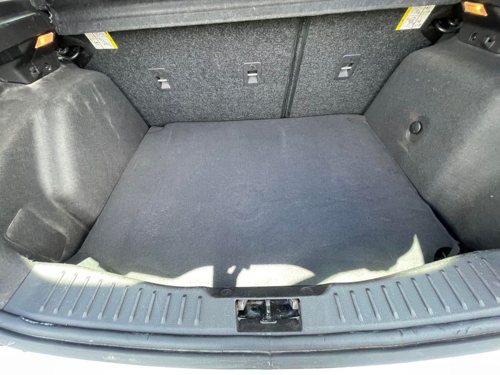 2016 Ford Focus Image 33