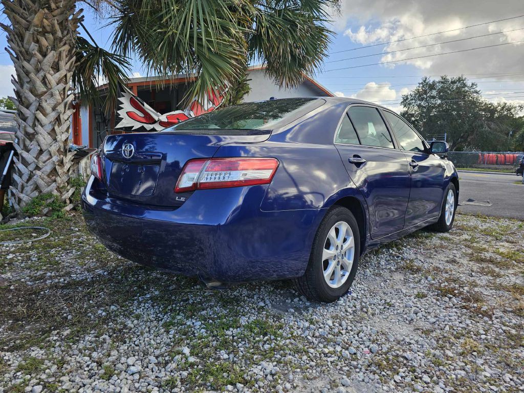 2010 Toyota Camry Image 8