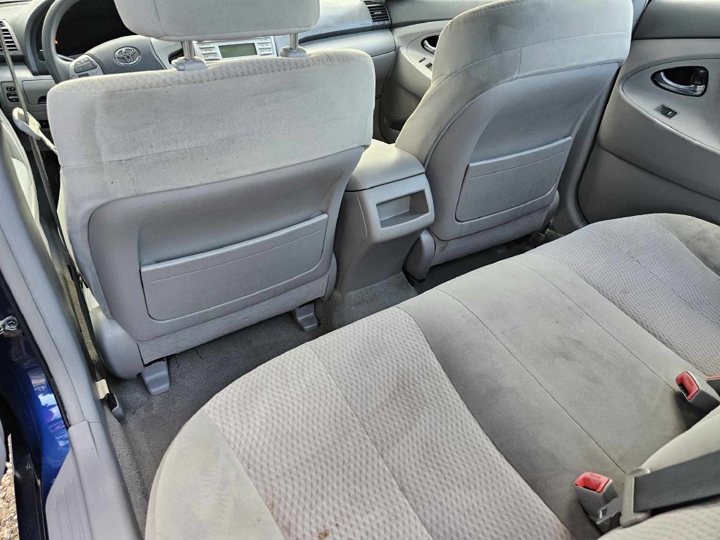 2010 Toyota Camry Image 10