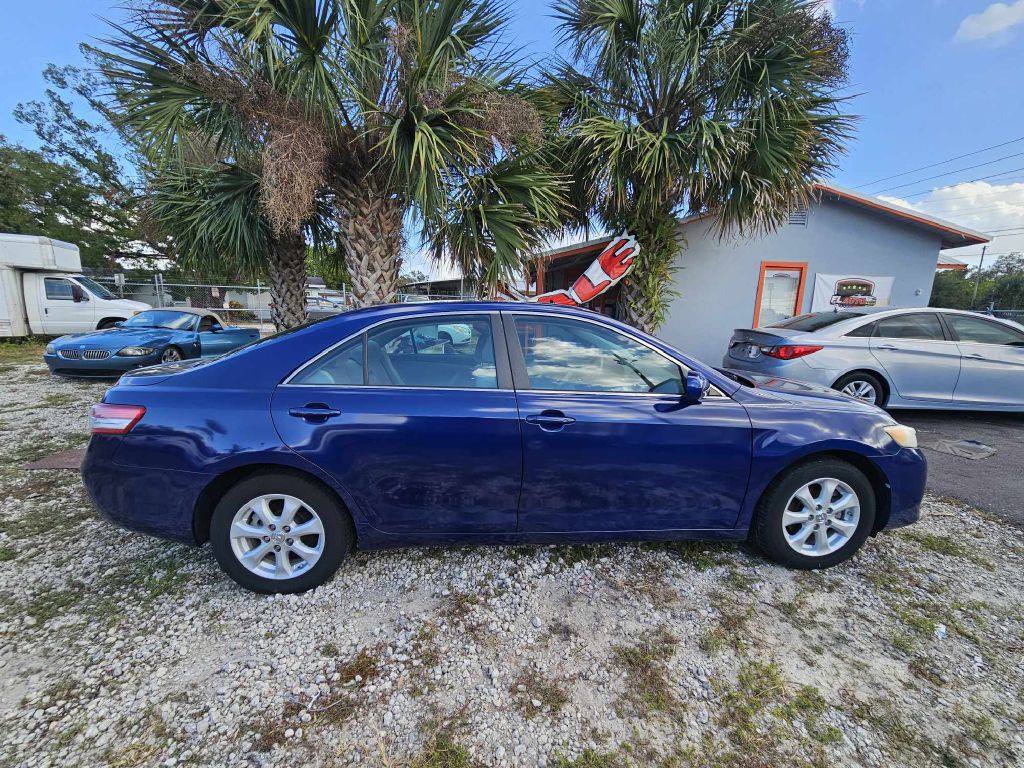 2010 Toyota Camry Image 11
