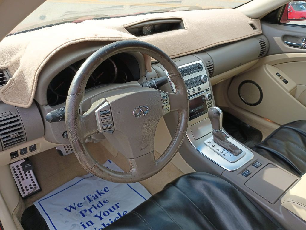2005 INFINITI G35 Image 6