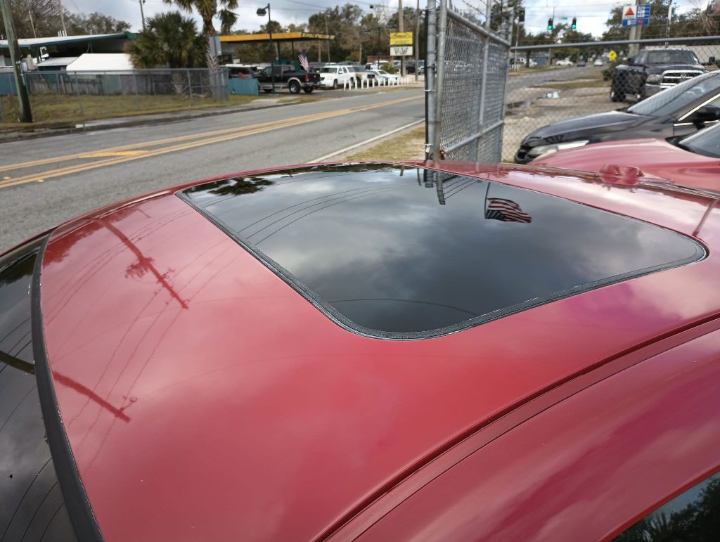 2005 INFINITI G35 Image 12