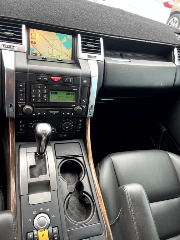 2009 Land Rover Range Rover Sport Image 10