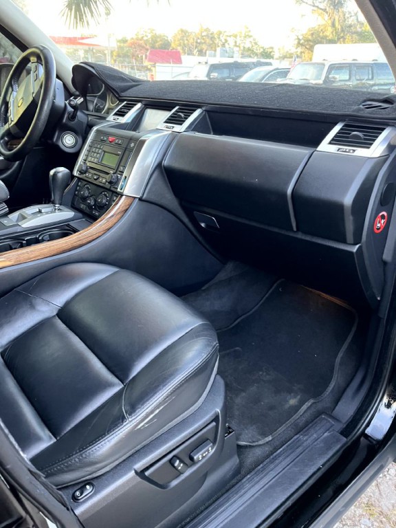 2009 Land Rover Range Rover Sport Image 16