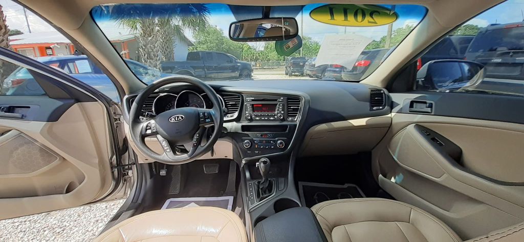 2011 Kia Optima Image 7