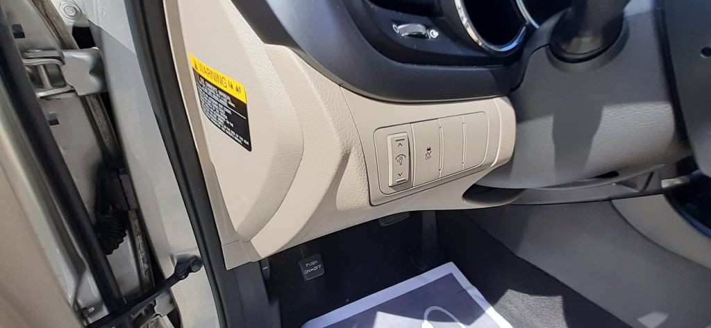 2011 Kia Optima Image 14