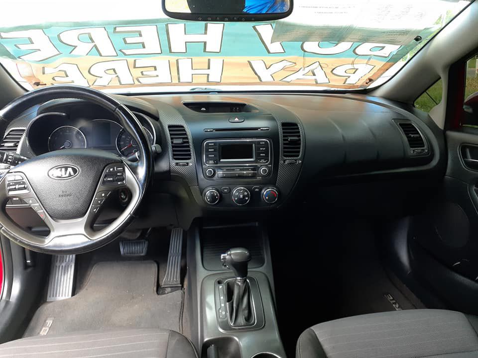 2015 Kia Forte Image 8