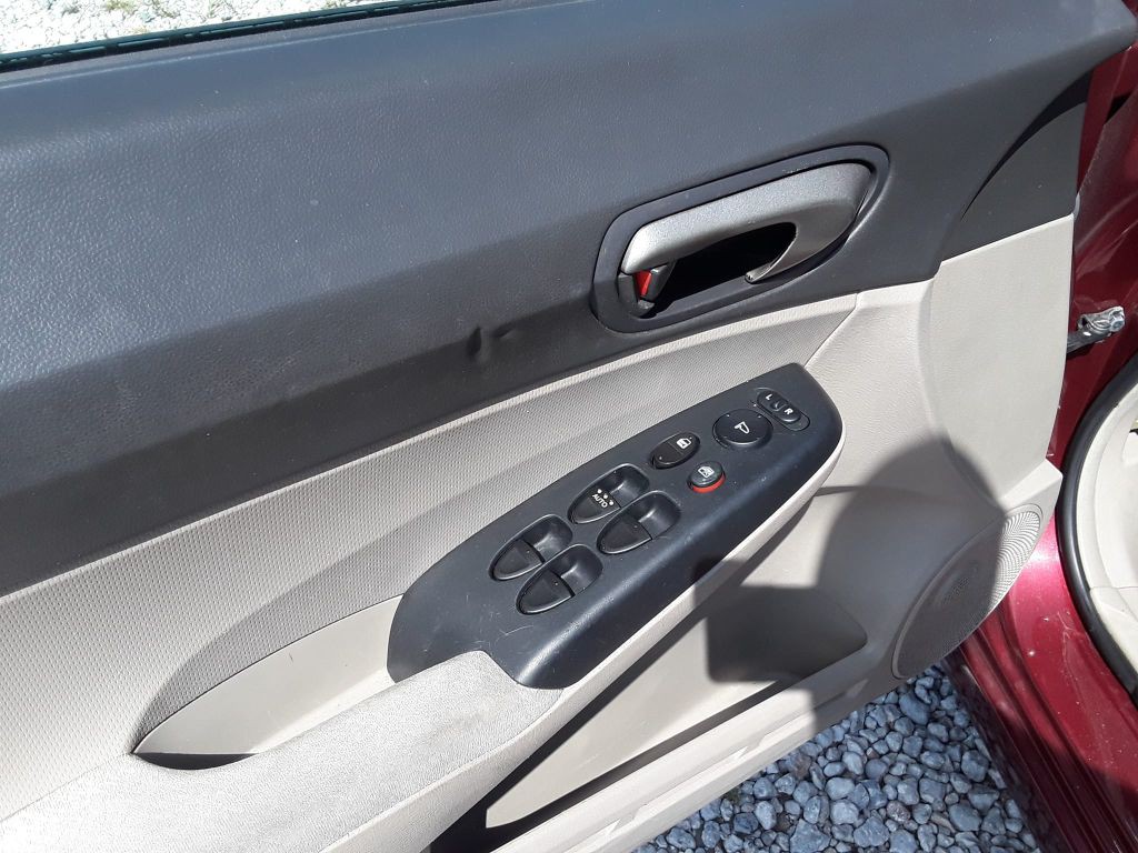 2011 Honda Civic Image 8