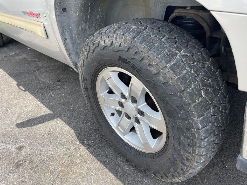 2007 GMC Sierra Image 4