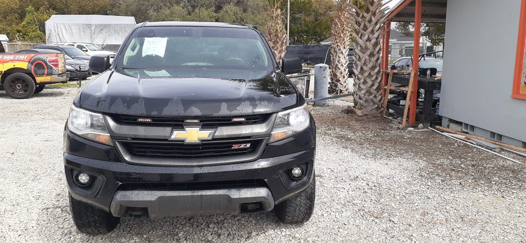 2015 Chevrolet Colorado Image 2