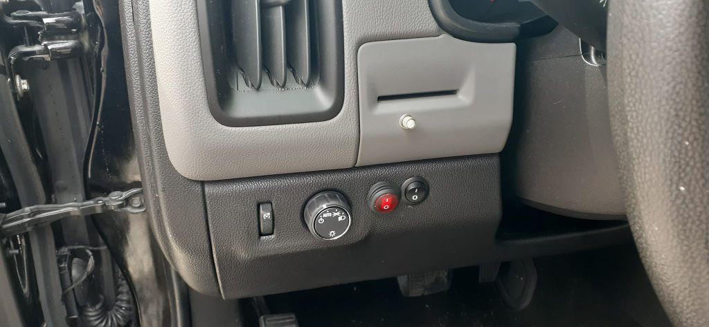 2015 Chevrolet Colorado Image 9