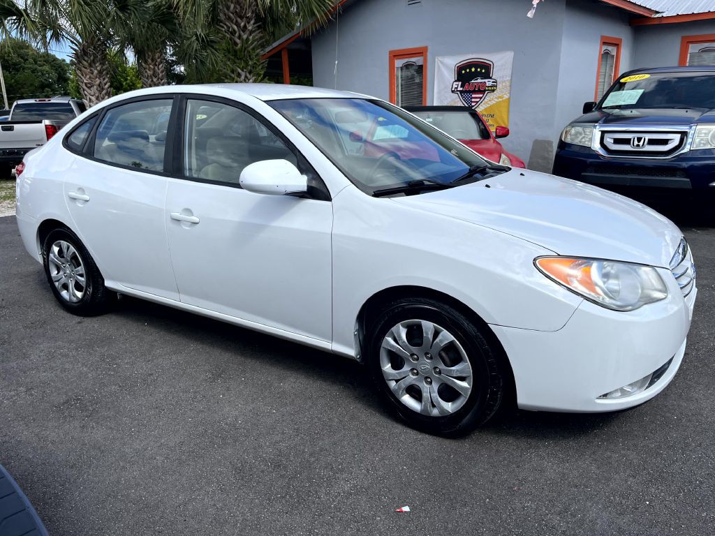 2010 Hyundai Elantra Image 2