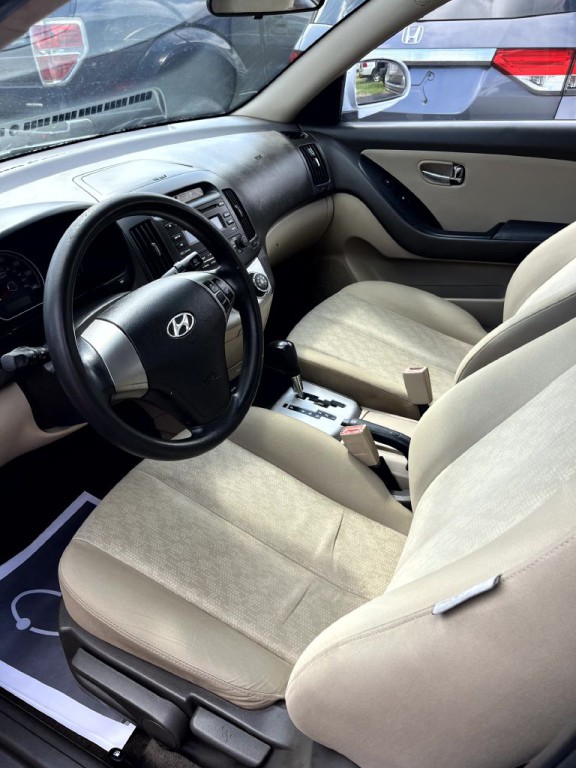 2010 Hyundai Elantra Image 7