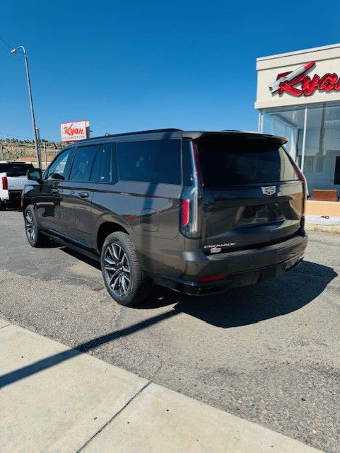2021 Cadillac Escalade Image 8