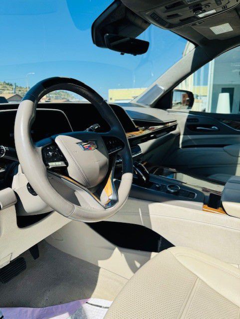 2021 Cadillac Escalade Image 10