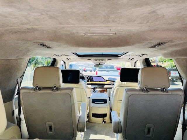 2021 Cadillac Escalade Image 24