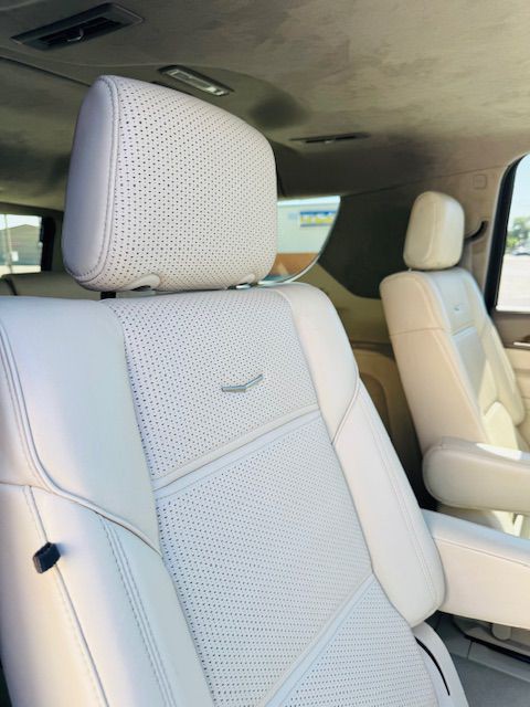 2021 Cadillac Escalade Image 25