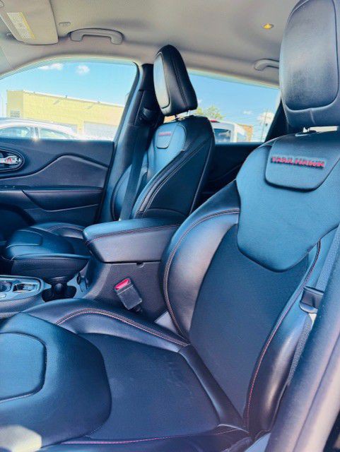 2020 Jeep Cherokee Image 9