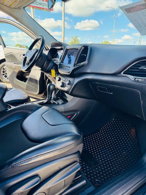 2020 Jeep Cherokee Image 20