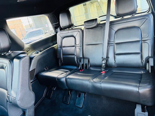 2018 Lincoln Navigator Image 12