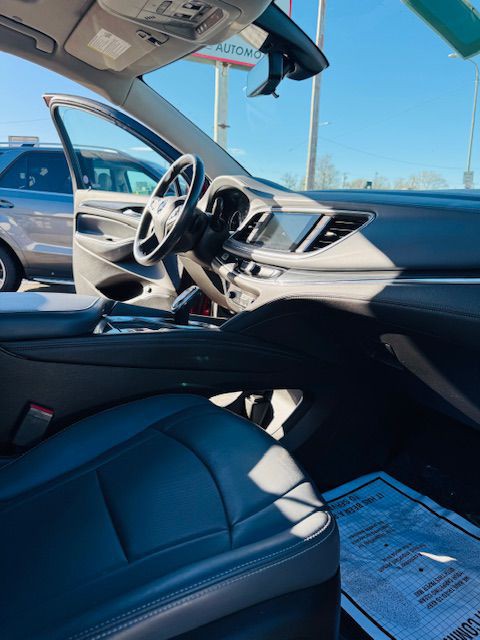 2021 Buick Enclave Image 13