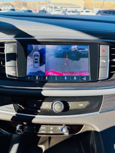 2021 Buick Enclave Image 14