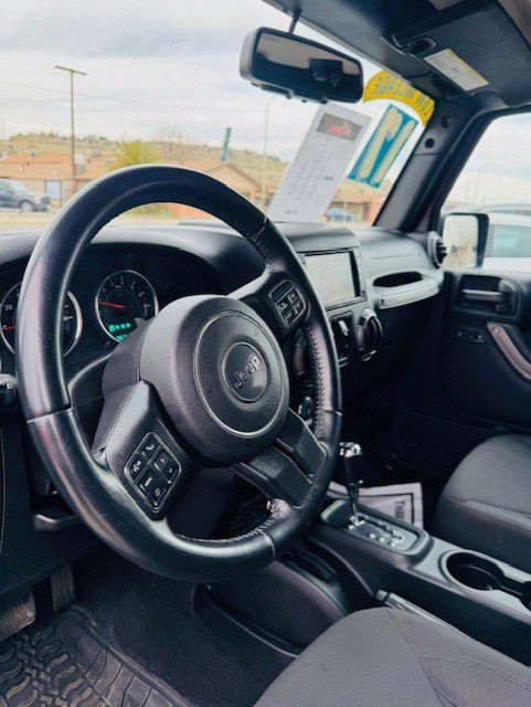 2017 Jeep Wrangler Unlimited Image 10