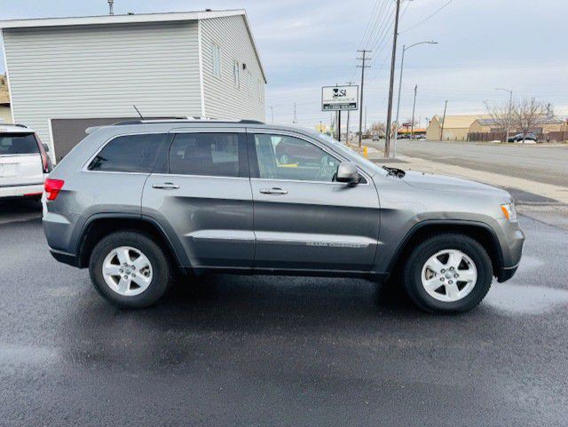 2012 Jeep Grand Cherokee Image 5