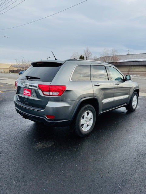 2012 Jeep Grand Cherokee Image 6
