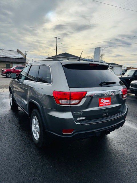 2012 Jeep Grand Cherokee Image 8