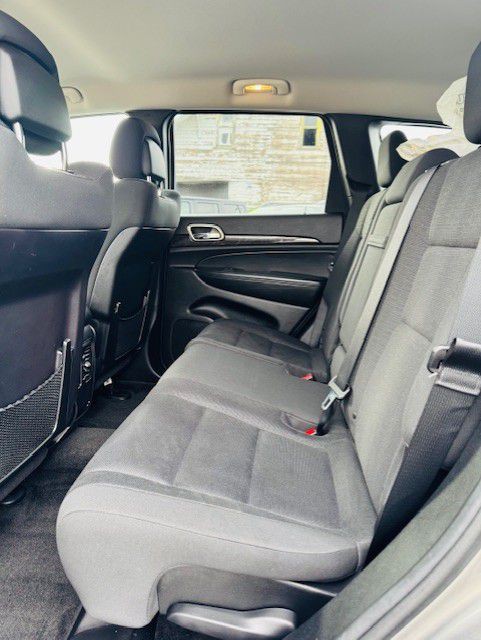 2012 Jeep Grand Cherokee Image 14