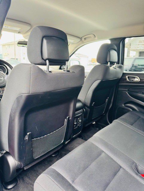 2012 Jeep Grand Cherokee Image 15