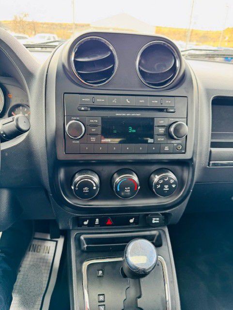 2016 Jeep Patriot Image 16
